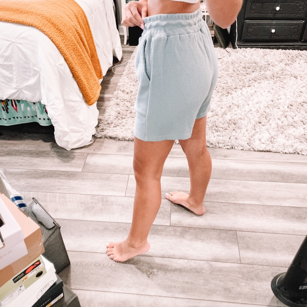 NWT Boutique Blue Waffle Knit Shorts!! - Picture 6 of 10